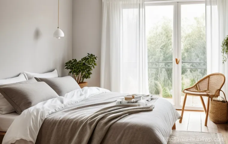 자연의 소리로 수면 환경 최적화하기 - **"A modern, minimalist apartment living room in a bustling city. Through a large window, blurred ci...