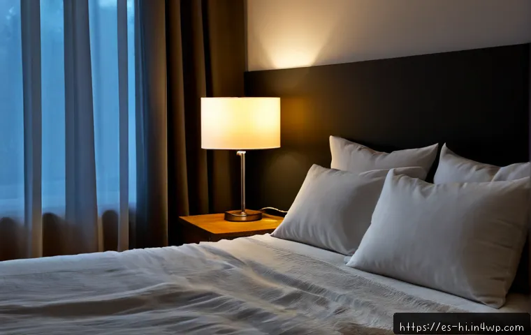 방해받지 않는 수면 환경 만들기 - Photorealistic peaceful bedroom designed for uninterrupted sleep, neatly made bed with soft neutral ...